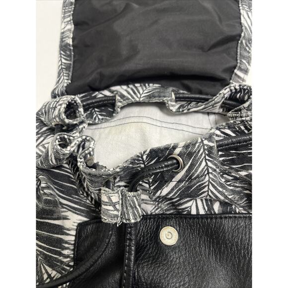 PINK Backpack purse leather and cloth Palm‎ pattern size 13 x 10 - Picture 3 of 6